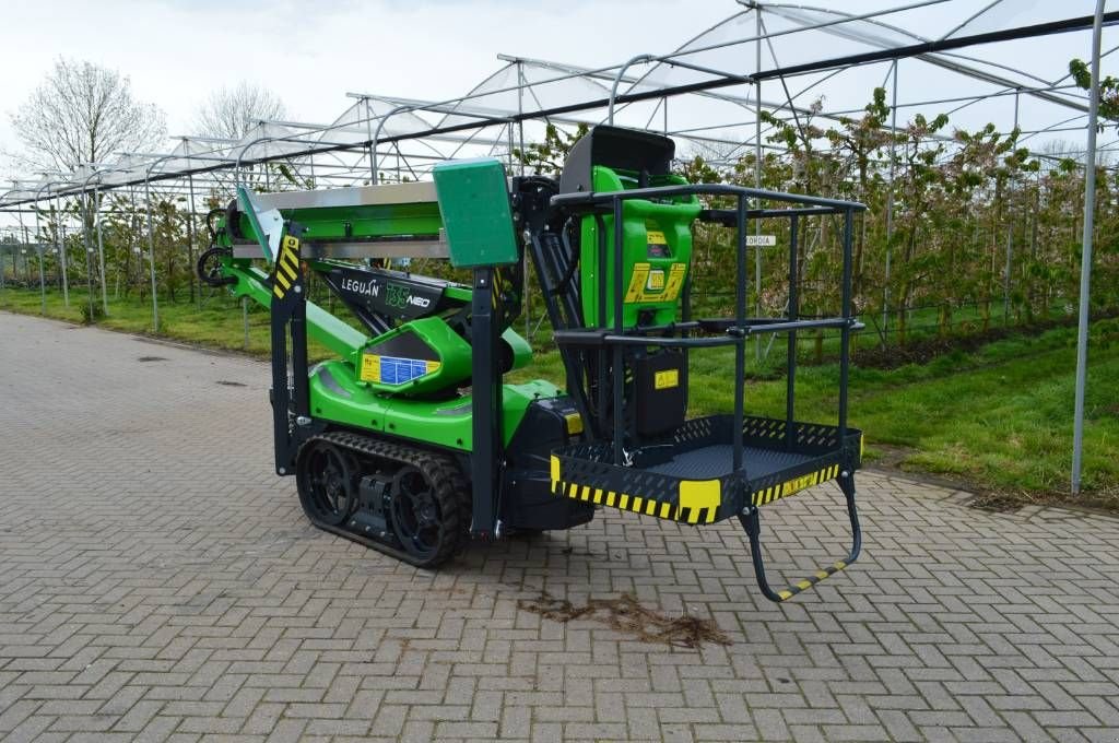 Teleskoparbeitsbühne des Typs Sonstige Leguan 135 NEO zelfrijdende Spinhoogwerker, Neumaschine in Erichem (Bild 9)