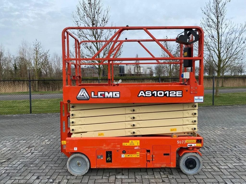 Teleskoparbeitsbühne van het type Sonstige LGMG AS1012E 12 METER 320 KG GS-3232 ES 3246, Gebrauchtmaschine in Marknesse (Foto 4)