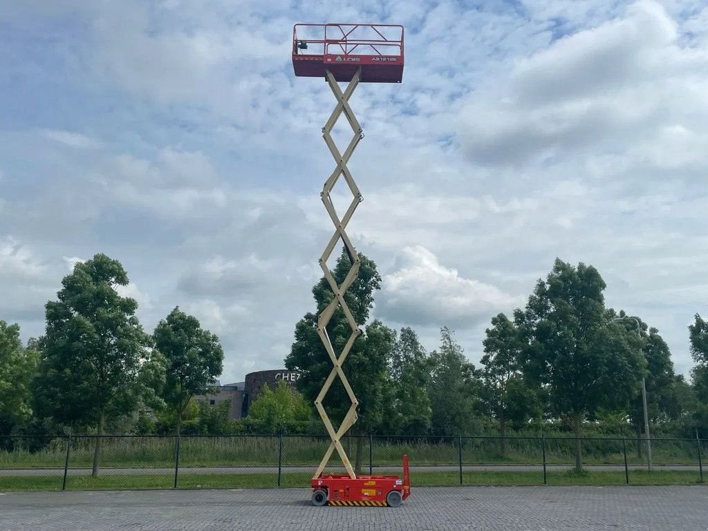 Teleskoparbeitsbühne des Typs Sonstige LGMG AS1212E 14 METER 320 KG GS-4047 ERT4769, Gebrauchtmaschine in Marknesse (Bild 8)