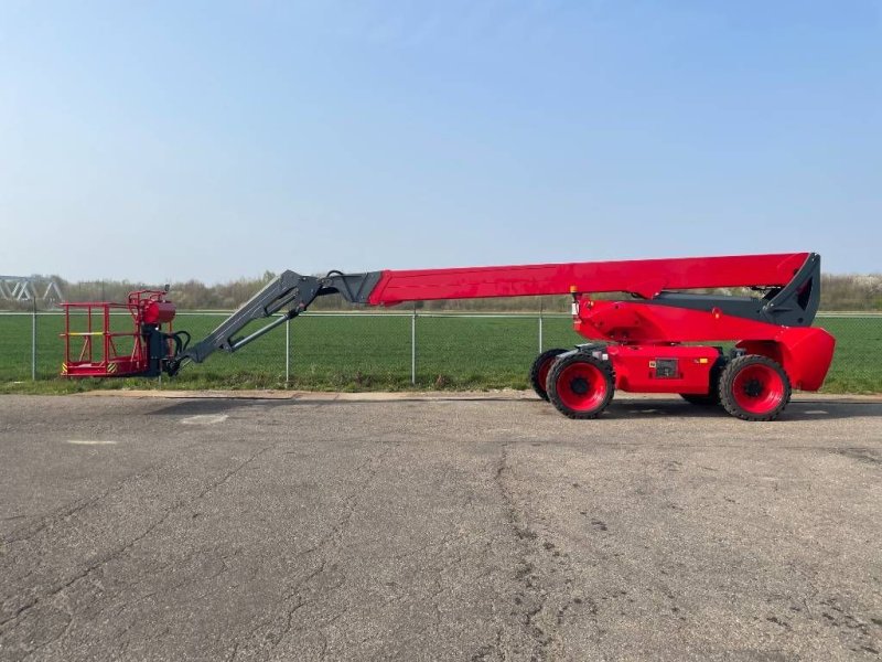 Teleskoparbeitsbühne of the type Sonstige MAGNI BT30RT STAGE V 30 METER TELESCOPIC JIB 4x4x4, Neumaschine in Sittard (Picture 1)