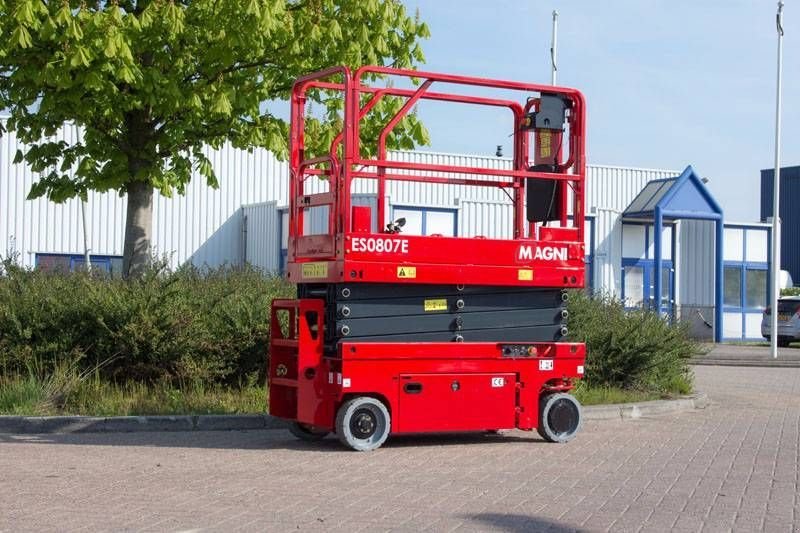 Teleskoparbeitsbühne des Typs Sonstige MAGNI ES0807E, Neumaschine in Sittard (Bild 4)