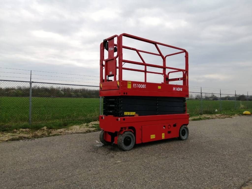 Teleskoparbeitsbühne van het type Sonstige MAGNI ES1008E, Gebrauchtmaschine in Sittard (Foto 7)