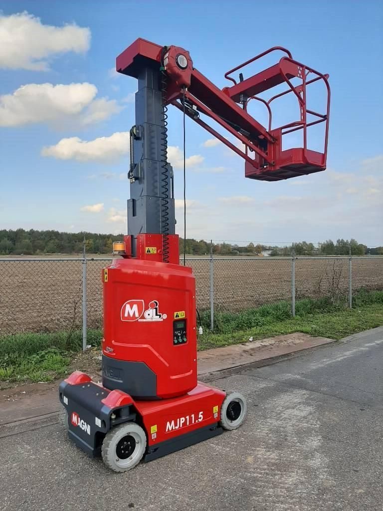 Teleskoparbeitsbühne des Typs Sonstige MAGNI MJP 11.5, Gebrauchtmaschine in Sittard (Bild 11)