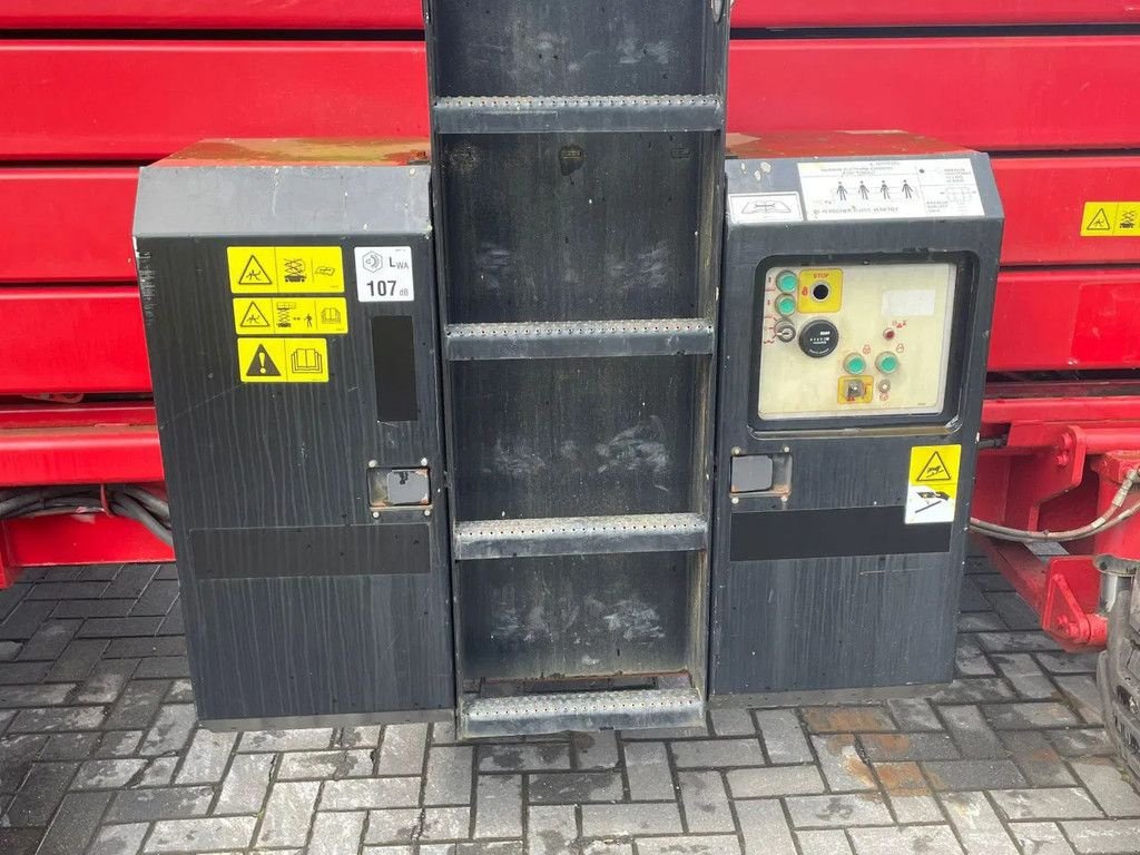 Teleskoparbeitsbühne van het type Sonstige MEC 6092 RT 18 METER 540 KG NOT WORKING, Gebrauchtmaschine in Marknesse (Foto 11)