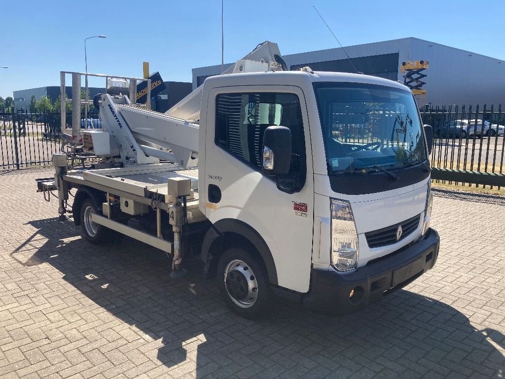 Teleskoparbeitsbühne van het type Sonstige Multitel MX0210 op Renault Maxity 120.35, Gebrauchtmaschine in WIJCHEN (Foto 5)