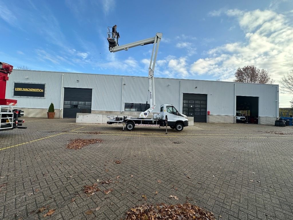 Teleskoparbeitsbühne van het type Sonstige Oil & Steel Snake 2413 Plus, Gebrauchtmaschine in WIJCHEN (Foto 3)