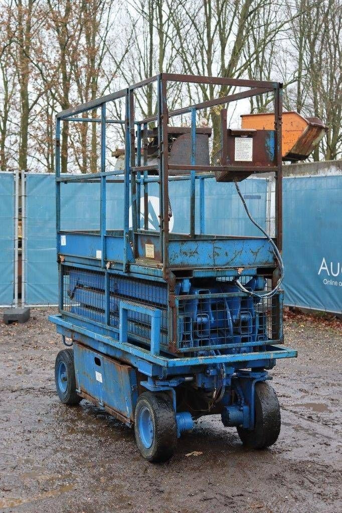 Teleskoparbeitsbühne tip Sonstige SCISSOR Lift, Gebrauchtmaschine in Antwerpen (Poză 4)