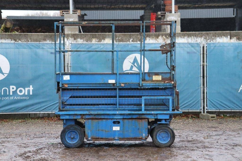 Teleskoparbeitsbühne tip Sonstige SCISSOR Lift, Gebrauchtmaschine in Antwerpen (Poză 2)