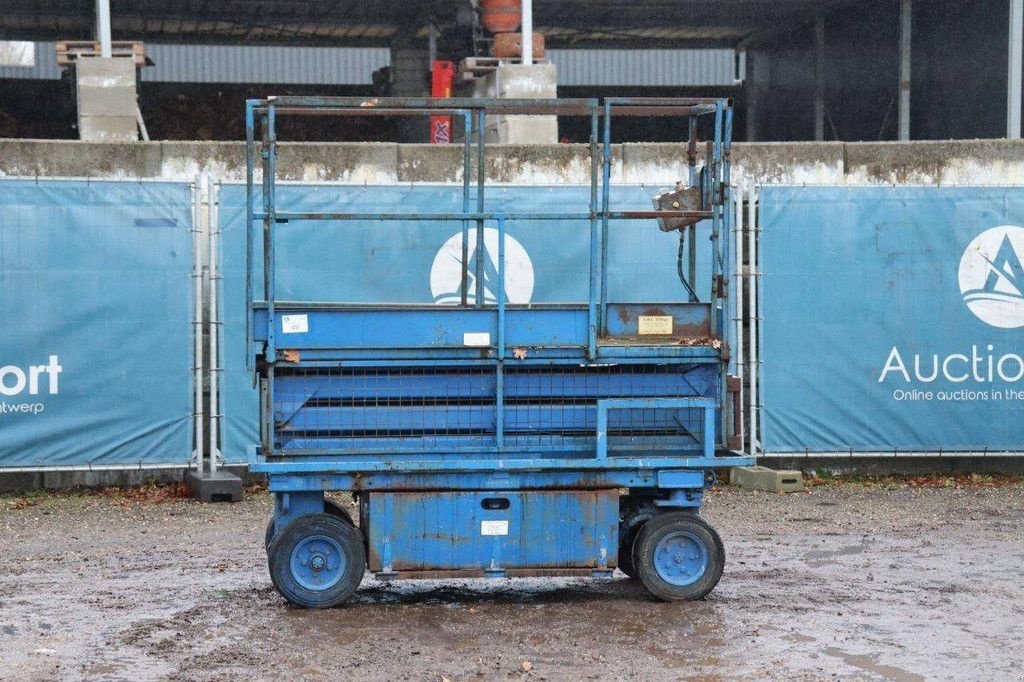 Teleskoparbeitsbühne tip Sonstige SCISSOR Lift, Gebrauchtmaschine in Antwerpen (Poză 1)