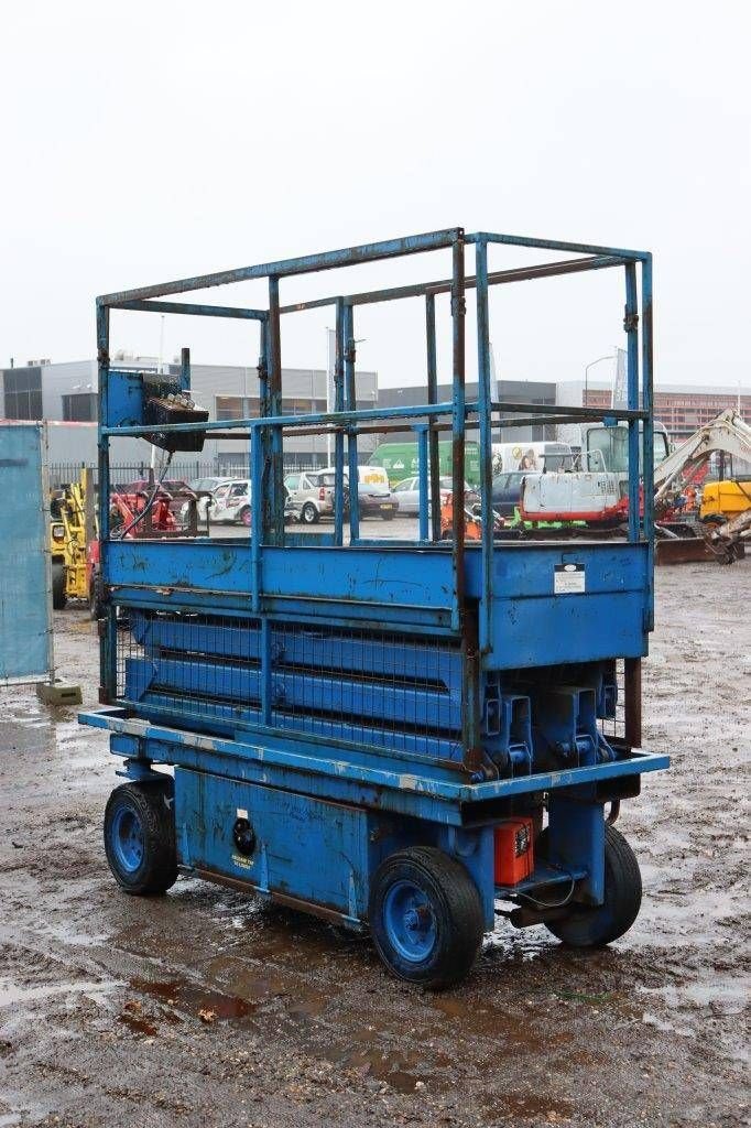 Teleskoparbeitsbühne tip Sonstige SCISSOR Lift, Gebrauchtmaschine in Antwerpen (Poză 8)