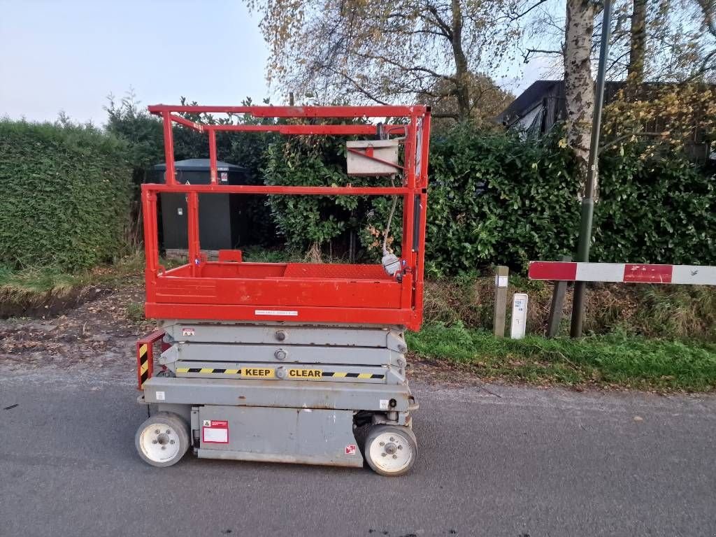 Teleskoparbeitsbühne of the type Sonstige Sky Jack SJ 3219 elektrische schaarhoogwerker schaarlift 8m, Gebrauchtmaschine in Hooge mierde (Picture 7)