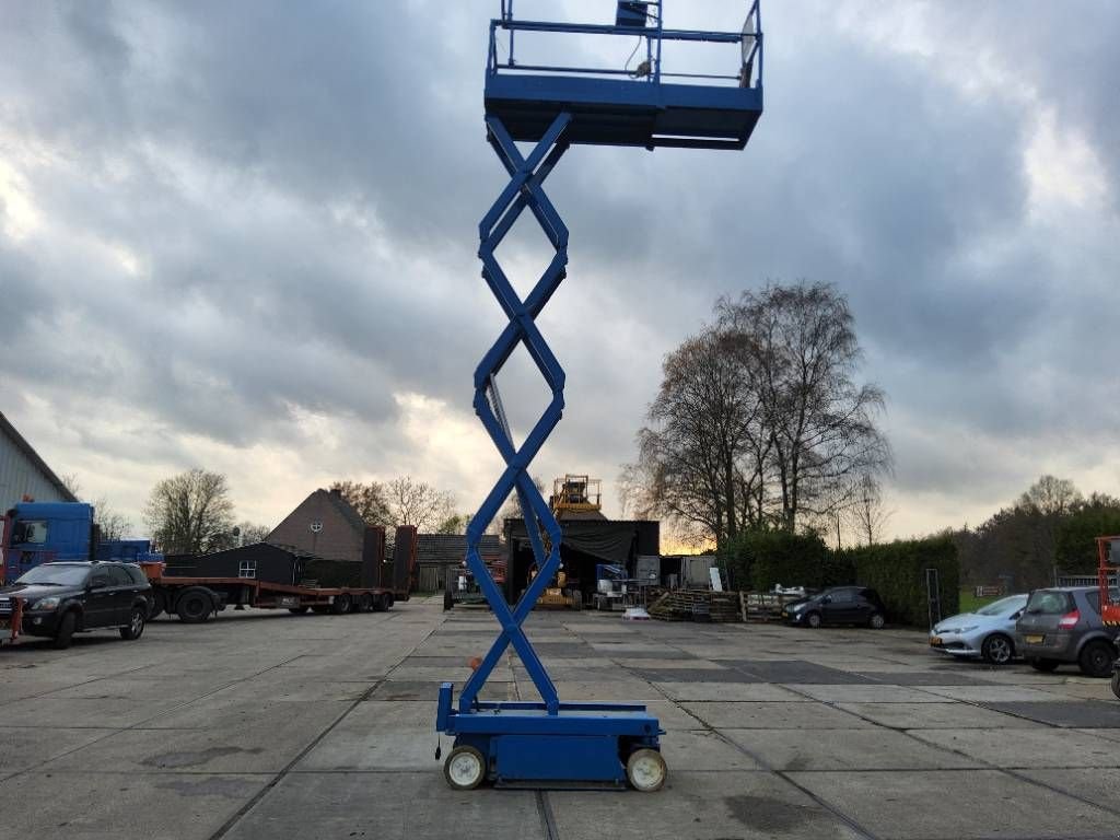 Teleskoparbeitsbühne van het type Sonstige Sky Jack SJ III 3219 schaarlift schaarhoogwerker sj3219 8m, Gebrauchtmaschine in Hooge mierde (Foto 9)