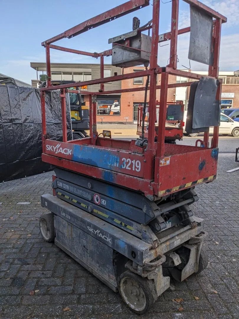 Teleskoparbeitsbühne des Typs Sonstige Sky Jack SJ III-3219, Gebrauchtmaschine in Groningen (Bild 7)