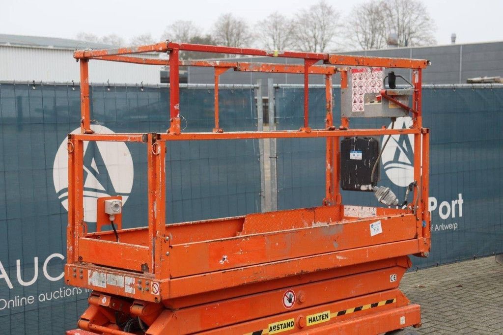 Teleskoparbeitsbühne van het type Sonstige Sky Jack SJ III 3220, Gebrauchtmaschine in Antwerpen (Foto 11)