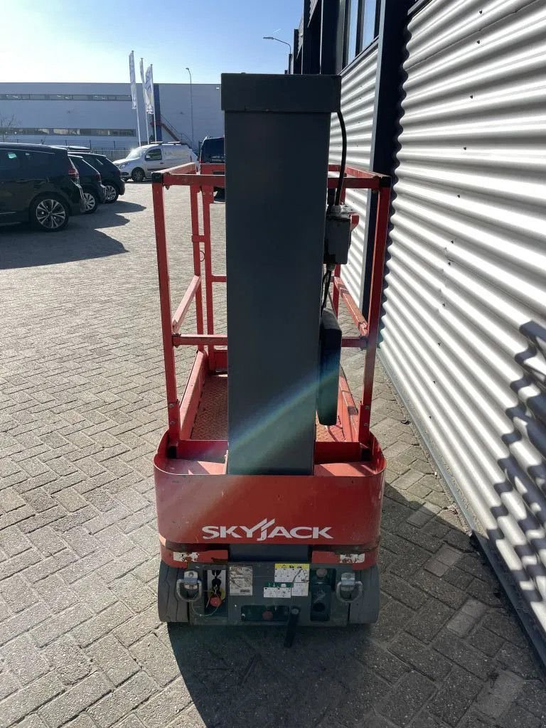 Teleskoparbeitsbühne del tipo Sonstige Sky Jack SJ16 Masthoogwerker Hoogwerker, Gebrauchtmaschine In Hedel (Immagine 3)