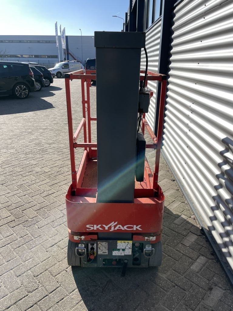 Teleskoparbeitsbühne of the type Sonstige Sky Jack SJ16 Masthoogwerker Hoogwerker, Gebrauchtmaschine in Hedel (Picture 3)