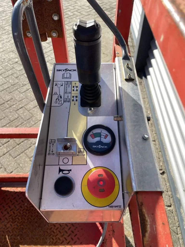 Teleskoparbeitsbühne of the type Sonstige Sky Jack SJ16 Masthoogwerker Hoogwerker, Gebrauchtmaschine in Hedel (Picture 11)