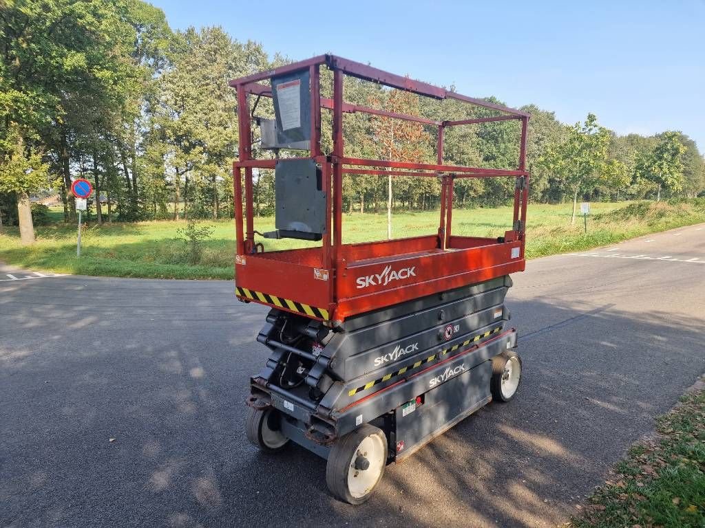 Teleskoparbeitsbühne des Typs Sonstige Sky Jack sj3226 elektrische schaarlift schaar hoogwerker, Gebrauchtmaschine in Hooge mierde (Bild 5)