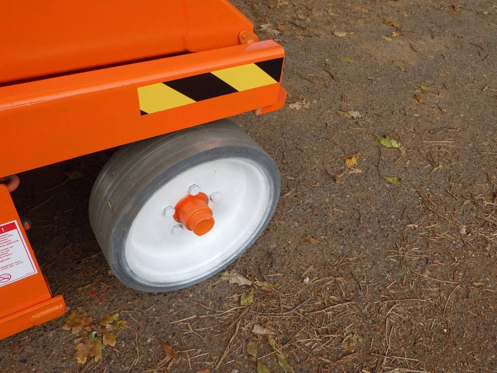 Teleskoparbeitsbühne du type Sonstige Sky Jack SJ4632, Gebrauchtmaschine en Antwerpen (Photo 8)