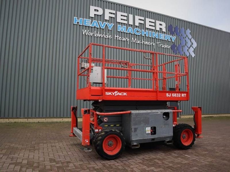 Teleskoparbeitsbühne del tipo Sonstige Sky Jack SJ6832 Diesel, 4x4 Drive, 11.6m Working Height, 45, Gebrauchtmaschine en Groenlo (Imagen 1)