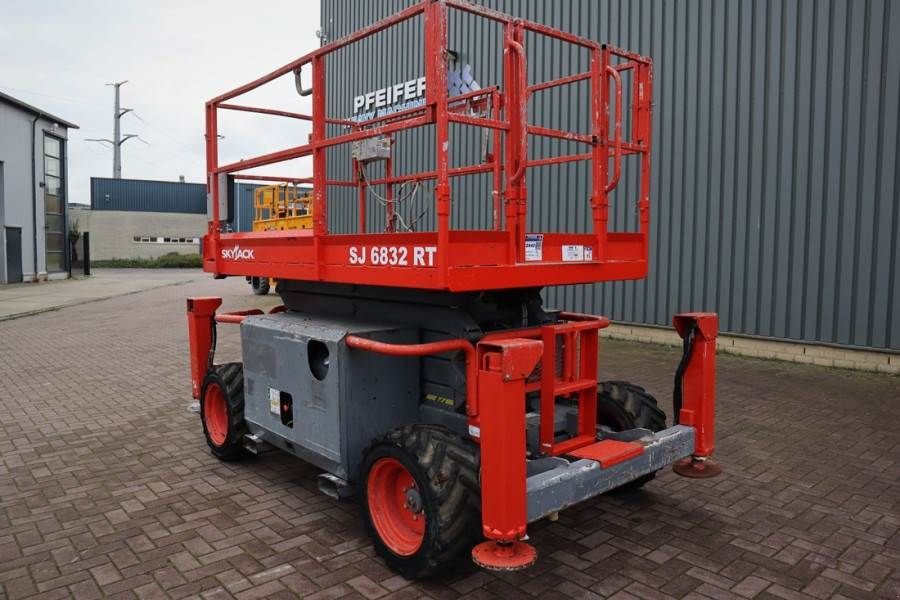 Teleskoparbeitsbühne du type Sonstige Sky Jack SJ6832 Diesel, 4x4 Drive, 11.6m Working Height, 45, Gebrauchtmaschine en Groenlo (Photo 9)