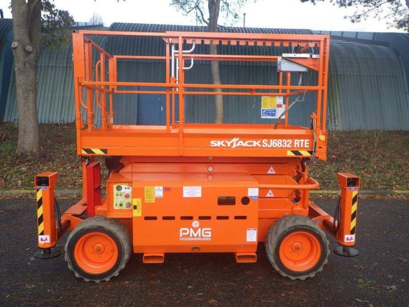 Teleskoparbeitsbühne del tipo Sonstige Sky Jack SJ6832RTE, Gebrauchtmaschine en Antwerpen (Imagen 1)