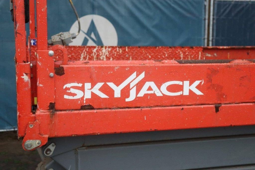 Teleskoparbeitsbühne типа Sonstige Sky Jack SJIII 4632, Gebrauchtmaschine в Antwerpen (Фотография 11)