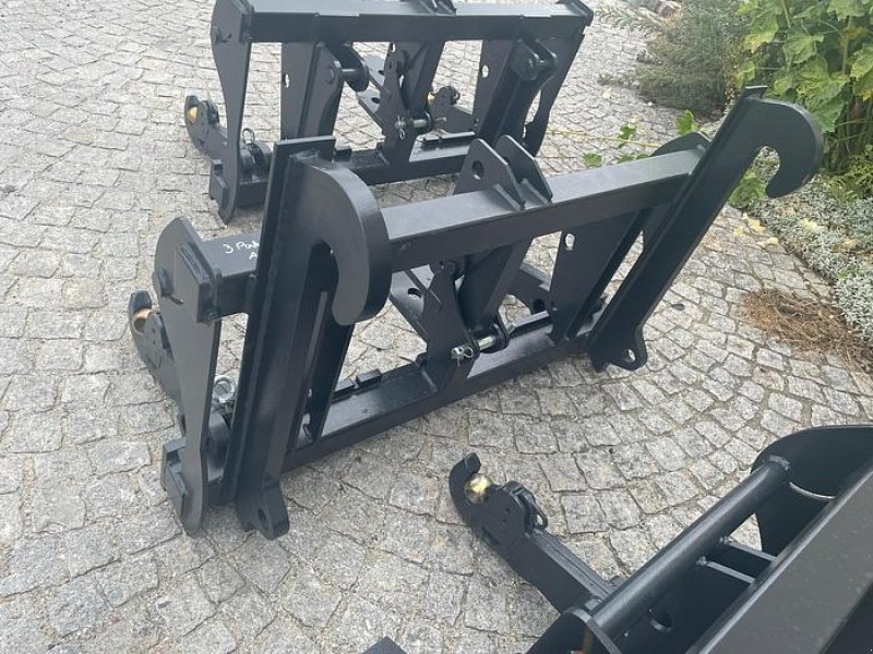 Teleskoplader del tipo Big Dutchman Adapter JCB Q fit auf 3 Punkt Aufnahme, Neumaschine In Brunn an der Wild (Immagine 3)