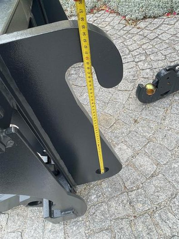 Teleskoplader za tip Big Dutchman Adapter Kramer / Claas Scorpion auf 3 Punkt Aufnahme, Neumaschine u Brunn an der Wild (Slika 5)