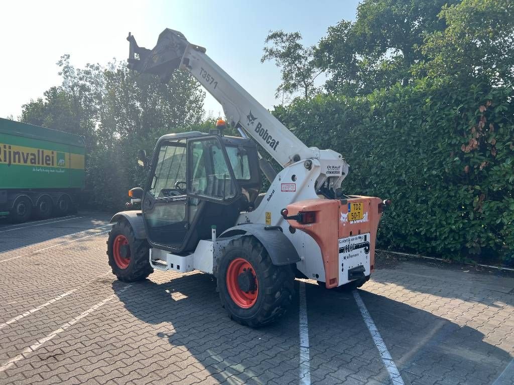 Teleskoplader van het type Bobcat T 3571, Gebrauchtmaschine in Nijkerkerveen (Foto 4)