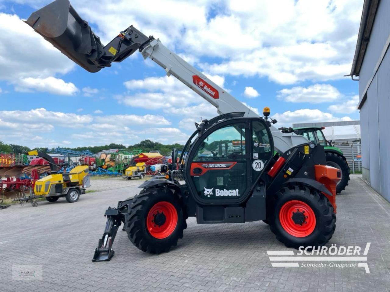 Teleskoplader of the type Bobcat T 36.120 SL, Gebrauchtmaschine in Wildeshausen (Picture 4)