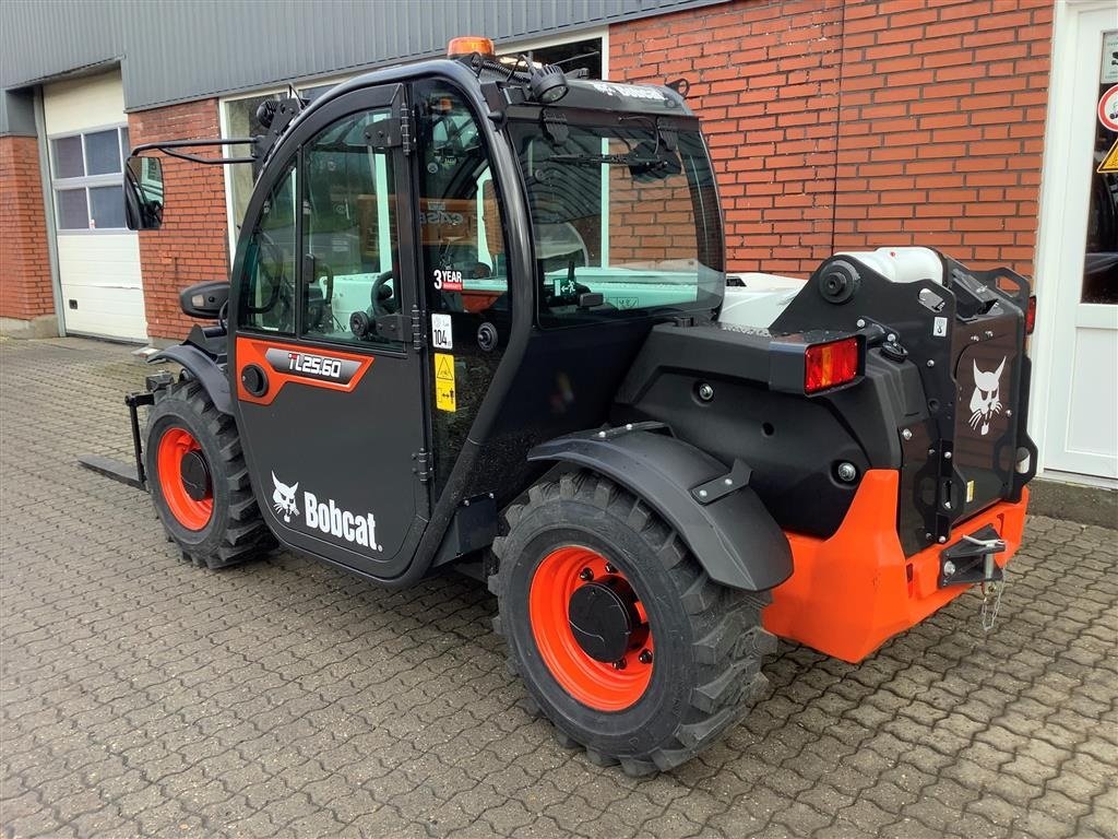 Teleskoplader van het type Bobcat TL 25.60, Gebrauchtmaschine in Rødding (Foto 3)