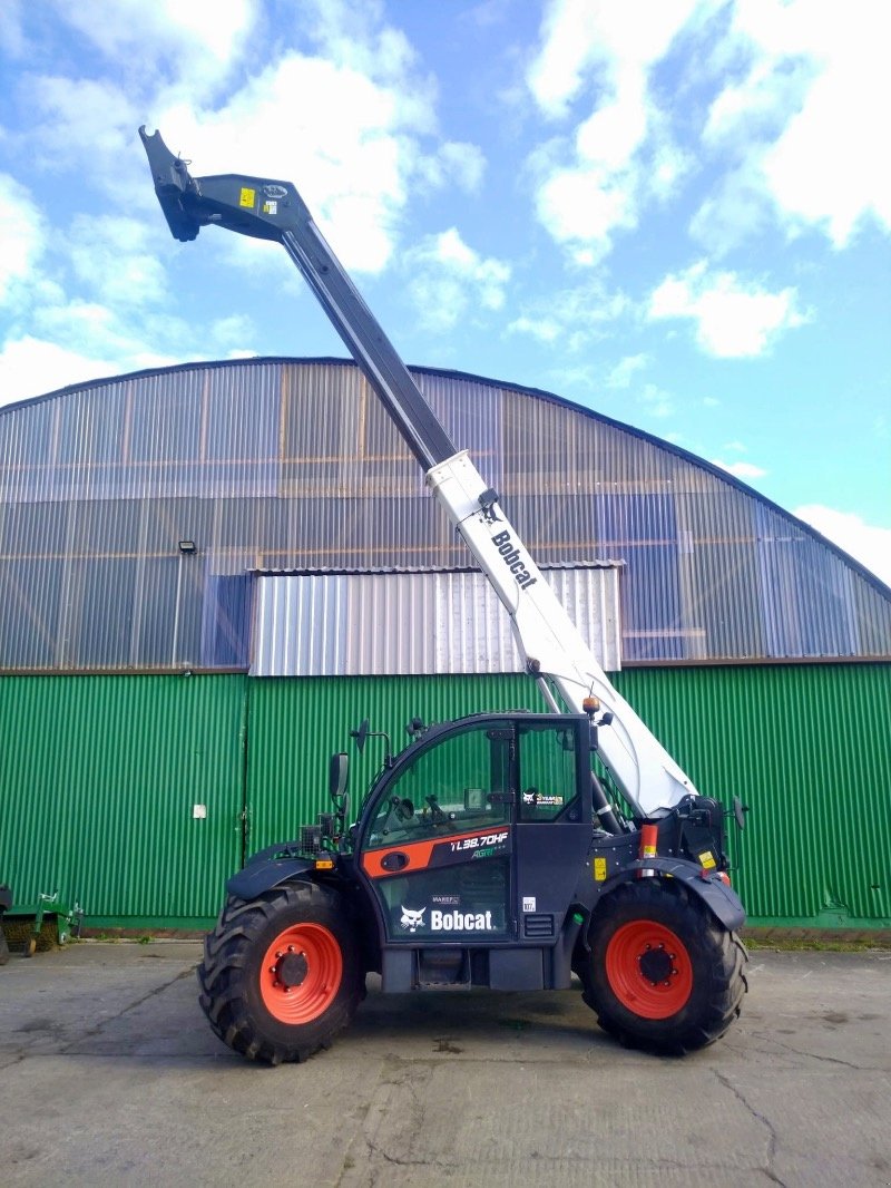 Teleskoplader типа Bobcat TL 38.70 HF AGRI, Gebrauchtmaschine в Liebenwalde (Фотография 1)