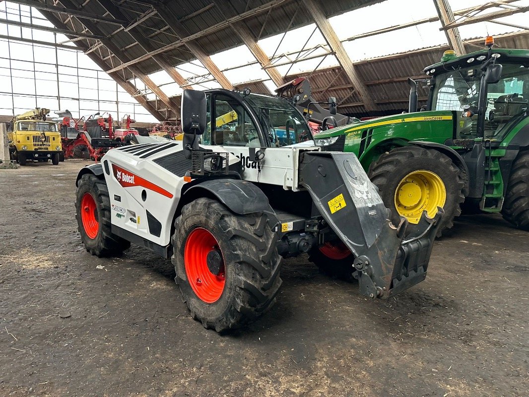 Teleskoplader of the type Bobcat TL 38.70 HF AGRI, Gebrauchtmaschine in Liebenwalde (Picture 1)