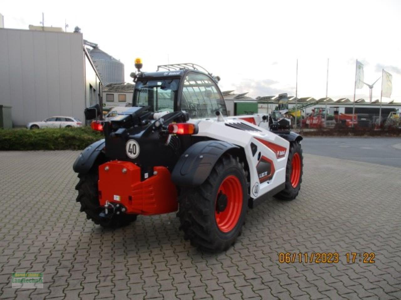 Teleskoplader typu Bobcat TL30-70 Agri 2  3 Jahre 1,29%, Neumaschine v Büren (Obrázek 5)