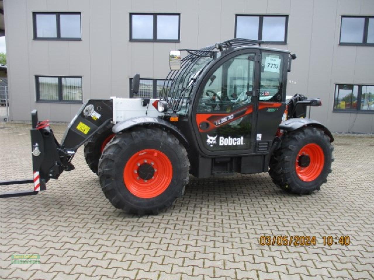 Teleskoplader типа Bobcat TL35.70 Agri 2 3 Jahre 1,29%, Neumaschine в Büren (Фотография 1)