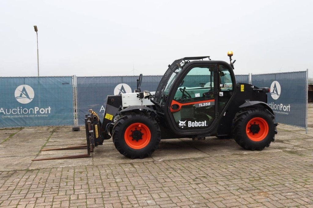 Teleskoplader des Typs Bobcat TL358D, Gebrauchtmaschine in Antwerpen (Bild 1)