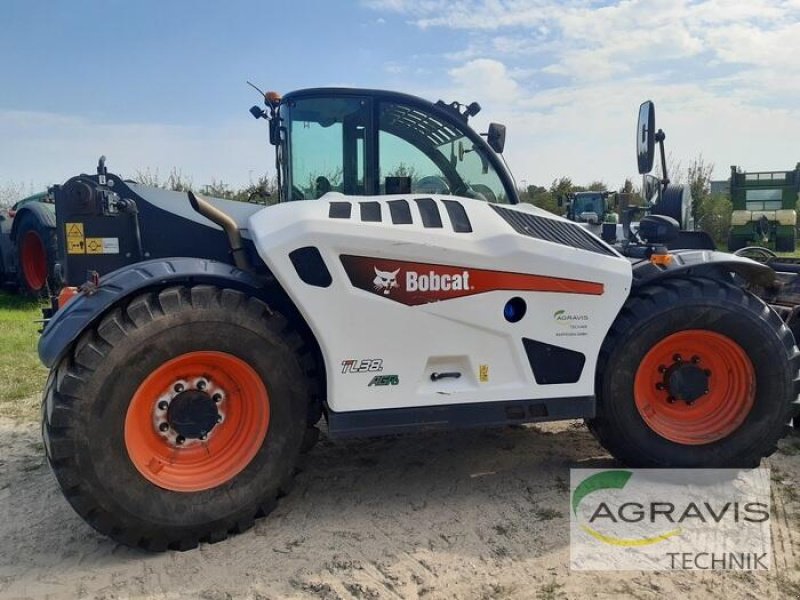 Teleskoplader des Typs Bobcat TL38.70 HF AGRI, Gebrauchtmaschine in Walsrode (Bild 4)