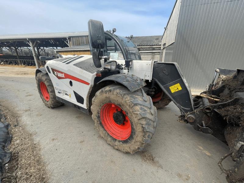 Teleskoplader of the type Bobcat TL3870, Gebrauchtmaschine in PLUMELEC (Picture 2)