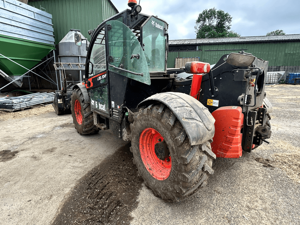 Teleskoplader van het type Bobcat TL38.70, Gebrauchtmaschine in CONDE SUR VIRE (Foto 2)