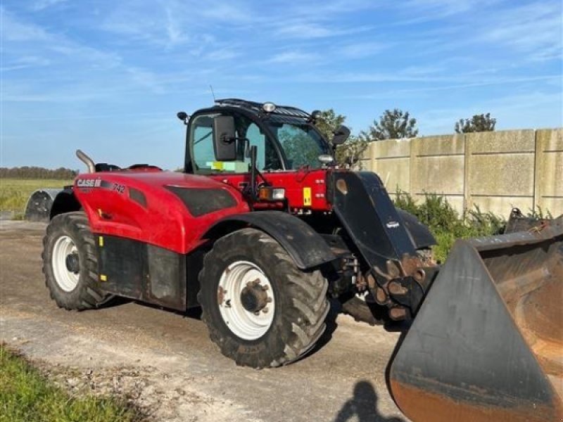 Teleskoplader van het type Case IH FARMLIFT 742, Gebrauchtmaschine in Vrå, Frejlev, Hornslet & Ringsted (Foto 1)