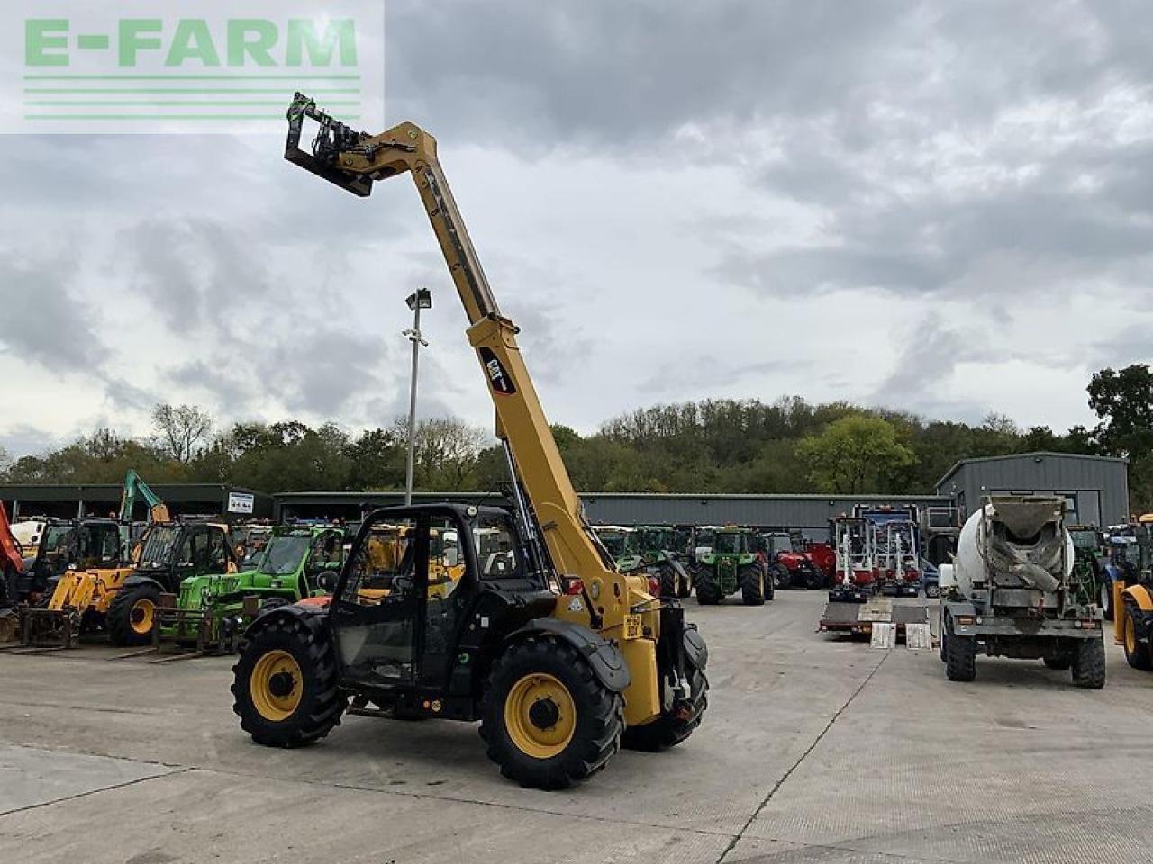 Teleskoplader tipa Caterpillar cat th407 telehandler (st21038), Gebrauchtmaschine u SHAFTESBURY (Slika 15)