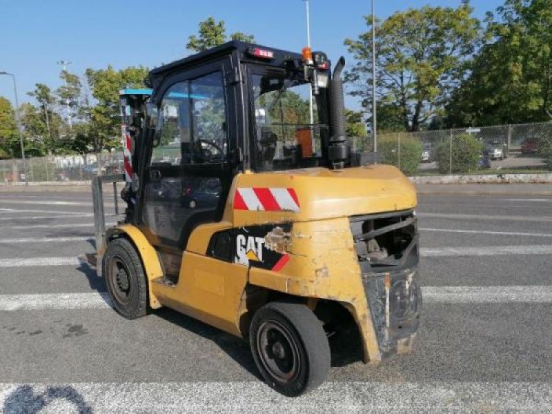 Teleskoplader typu Caterpillar DP45NTD, Gebrauchtmaschine w senlis (Zdjęcie 4)