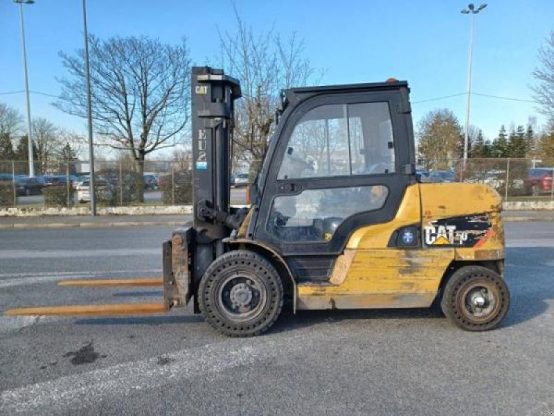 Teleskoplader del tipo Caterpillar DP50NT, Gebrauchtmaschine en senlis (Imagen 3)