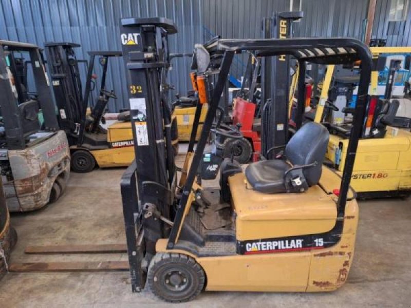 Teleskoplader za tip Caterpillar EP15KRT, Gebrauchtmaschine u senlis (Slika 7)