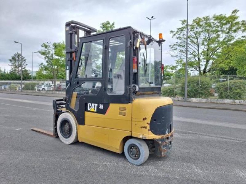 Teleskoplader typu Caterpillar EP35K, Gebrauchtmaschine v senlis (Obrázek 4)