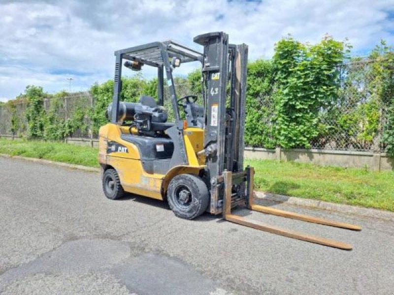 Teleskoplader del tipo Caterpillar GP20CN, Gebrauchtmaschine en senlis (Imagen 2)