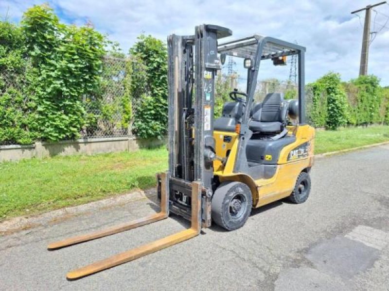 Teleskoplader del tipo Caterpillar GP20CN, Gebrauchtmaschine In senlis (Immagine 1)