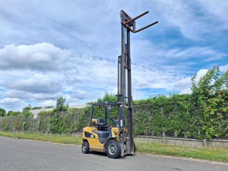 Teleskoplader typu Caterpillar GP25NTD, Gebrauchtmaschine v senlis (Obrázek 9)