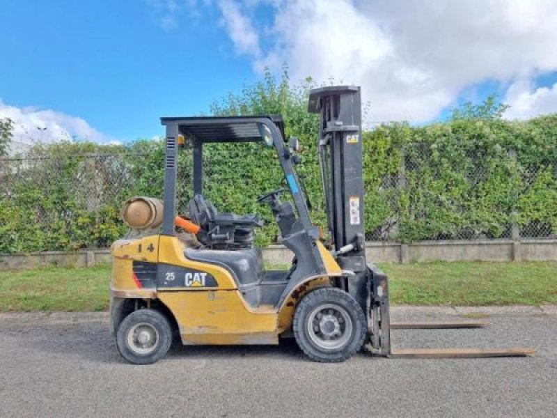 Teleskoplader del tipo Caterpillar GP25NTD, Gebrauchtmaschine In senlis (Immagine 4)